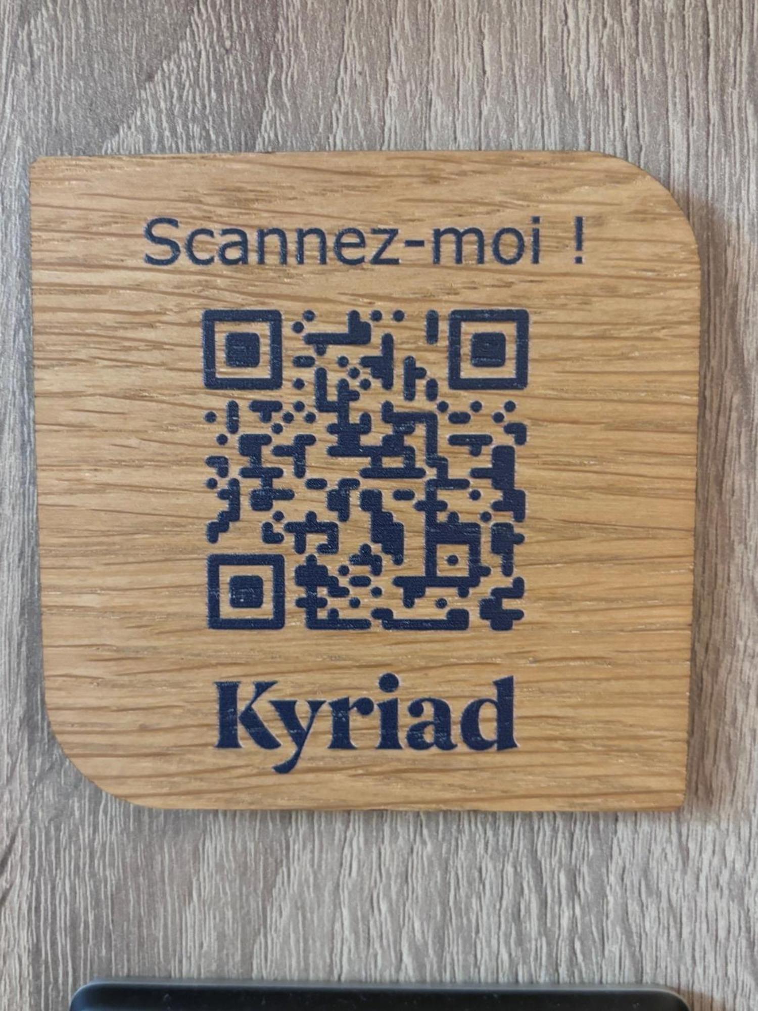 Kyriad Aeroport Marseille Vitrolles  Exteriör bild